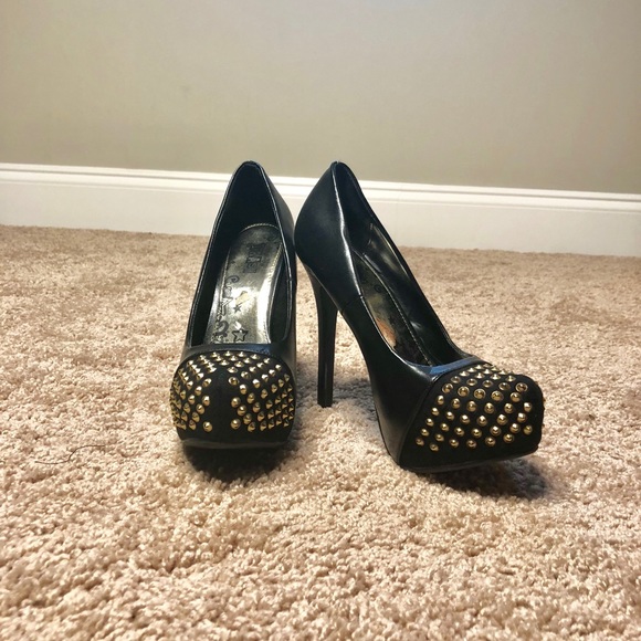 Black studded stilettos - Picture 4 of 4